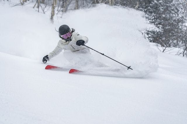 【初滑り・最大600円割引】志賀高原焼額山スキー場 リフト4時間券