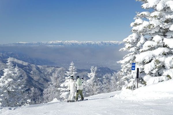 最大700円割引】志賀高原焼額山スキー場 リフト4時間券｜アソビュー！