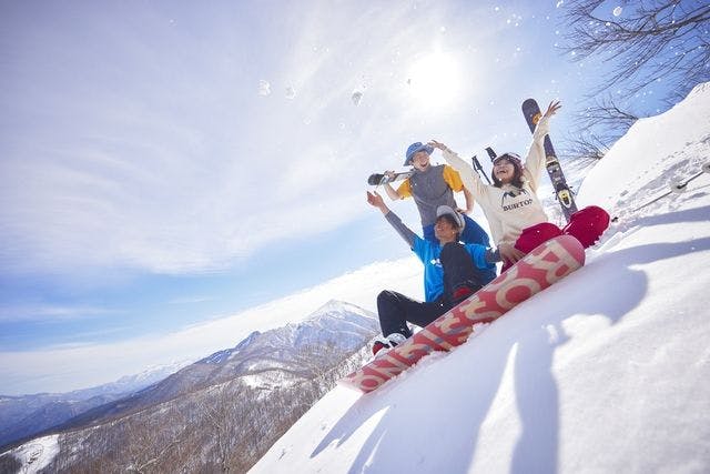 ネコママウンテン24-25 大人２日券✖️２枚 星野リゾート ネコマ マウンテン】2023-24年シーズン券販売開始