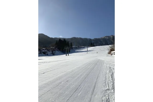 購入日の翌日から利用可・土日祝A・600円割引】氷ノ山国際スキー場