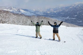 前売・最大900円割引】白馬岩岳スノーフィールド リフト2日券（IC