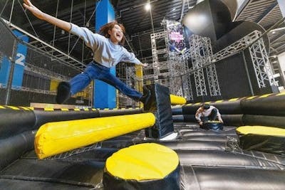 冬のグループ割 120分利用券 VS PARK イオンモールKYOTO店｜アソビュー！