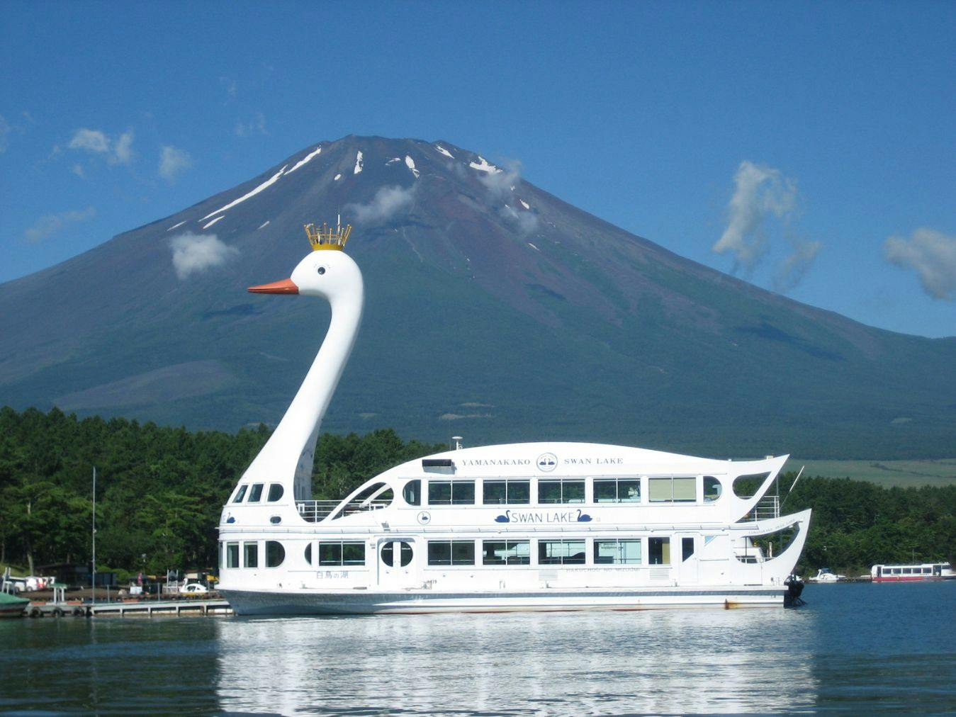 富士汽船 山中湖の遊覧船