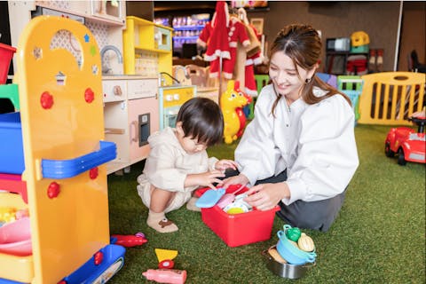 【3時間・要予約】家族で遊べる室内キッズパーク！ソフトドリンク飲み放題、ポップコーン食べ放題　※1/4まで