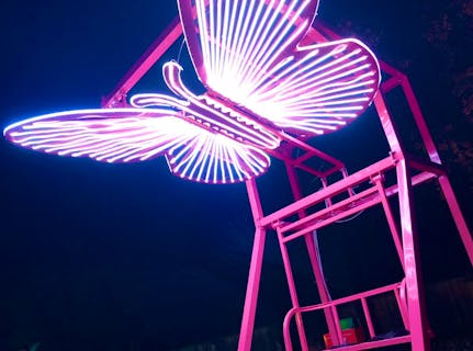 【親子ペア・12％割引】四季折々の花やアトラクション体験を楽しめる ブルーメの丘 入園チケット