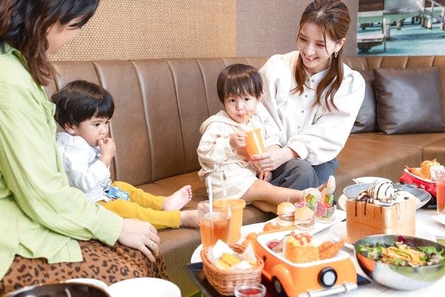 【3時間・最安値・要予約】家族で遊べる室内キッズパーク！ソフトドリンク飲み放題、ポップコーン食べ放題