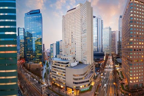 【ランチ鉄板焼コース鼓】メインは黒毛和牛サーロイン！紋甲イカも含めた6品ランチ