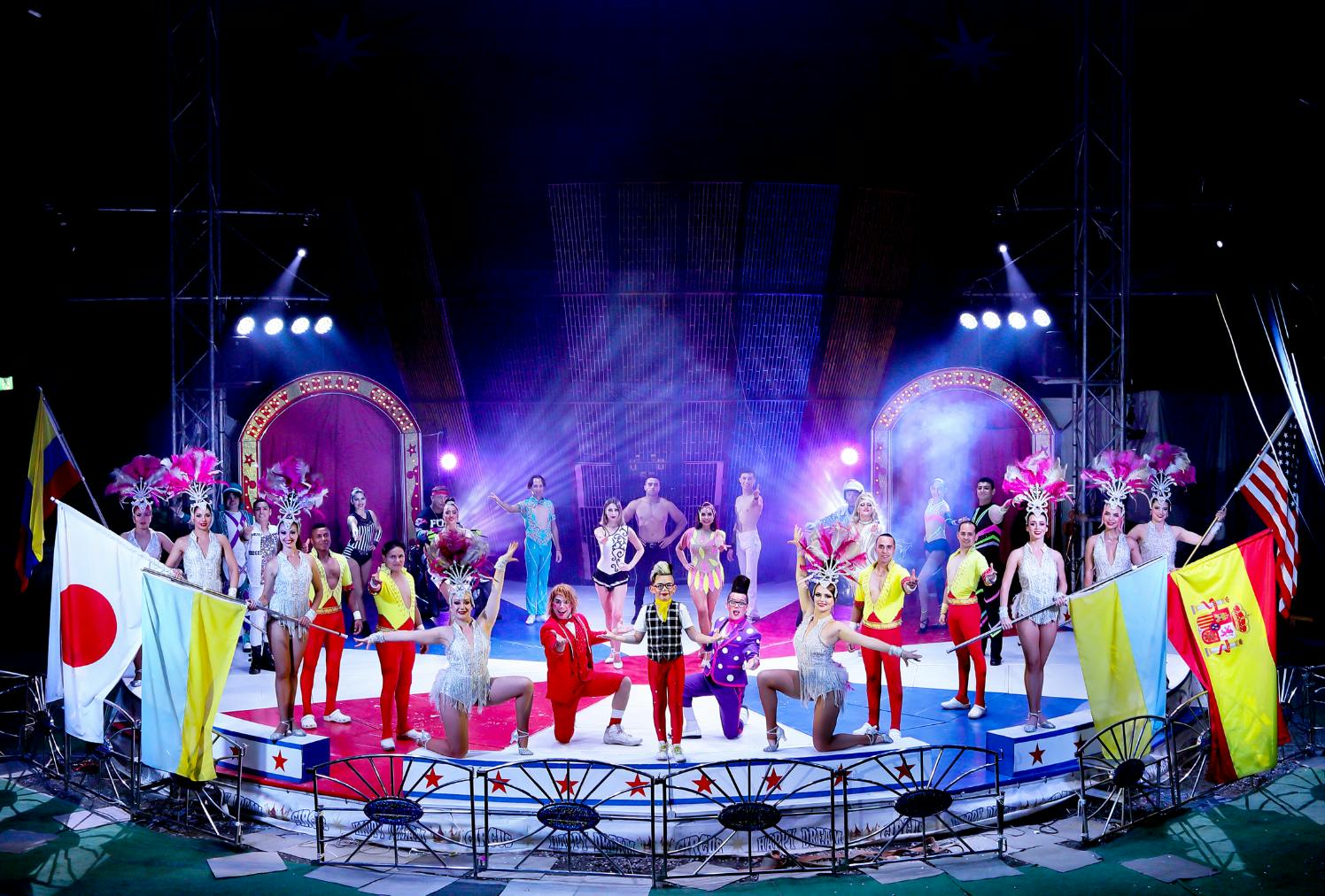 ハッピードリームサーカス プレミアム席(大人2枚/子ども2枚)