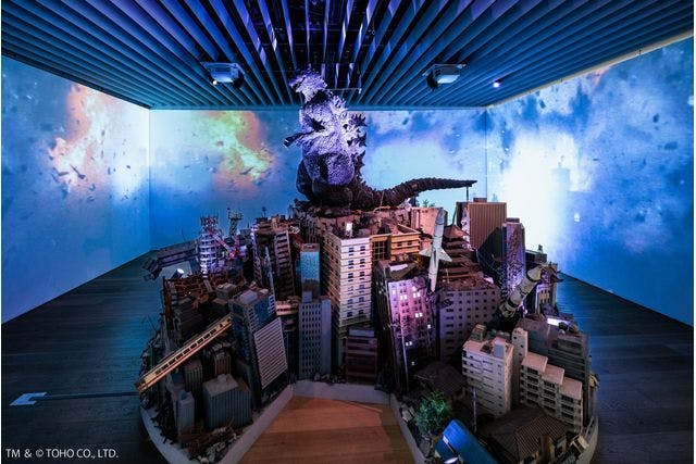 平日／数量限定フィギュア付スペシャルセット券】ゴジラ生誕70周年記念