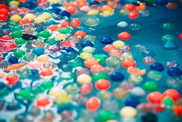 【2025年限定｜幼児無料】雨の日も楽しめる！スーパーボールすくい+沖縄金魚ミュージアム 入場券