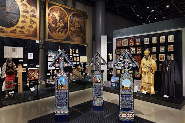 大阪・万博記念公園にある世界最大級の民族学博物館！「国立民族学