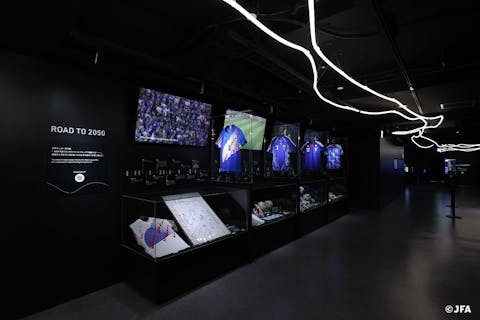 【blue-ing!有料エリア入場券】サッカーの歴史を学ぶ×最新技術の体験でサッカーを楽しもう！