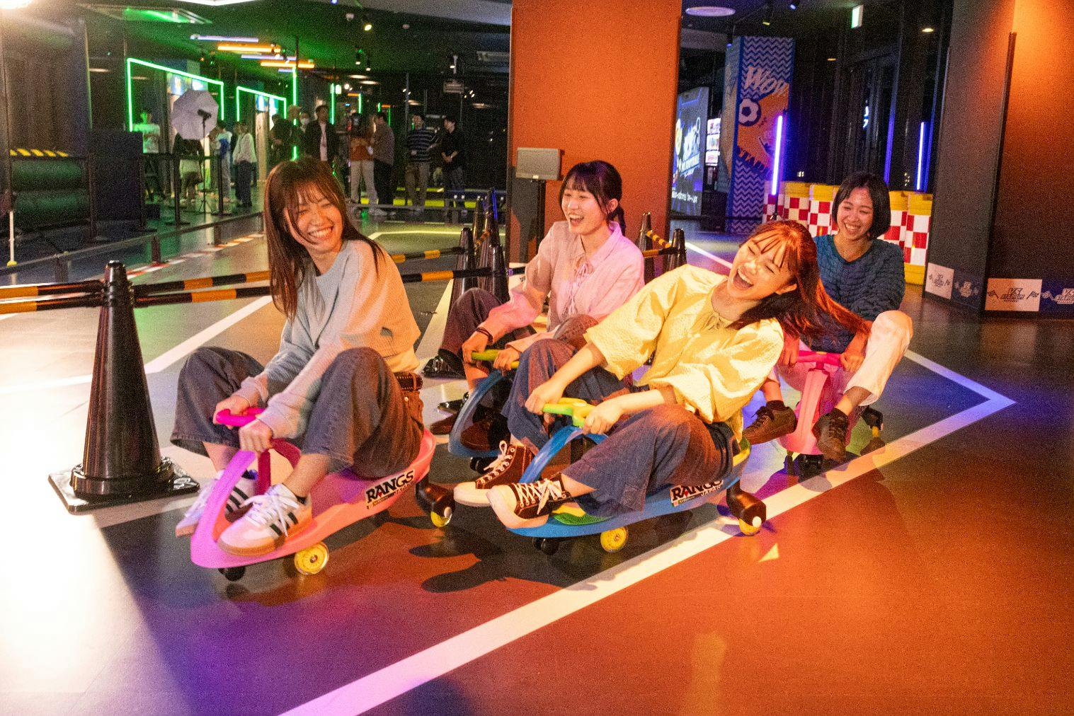 【平日・最大10%割引】家族・友達と遊び放題！VS STADIUM NAGASAKI 1日利用券