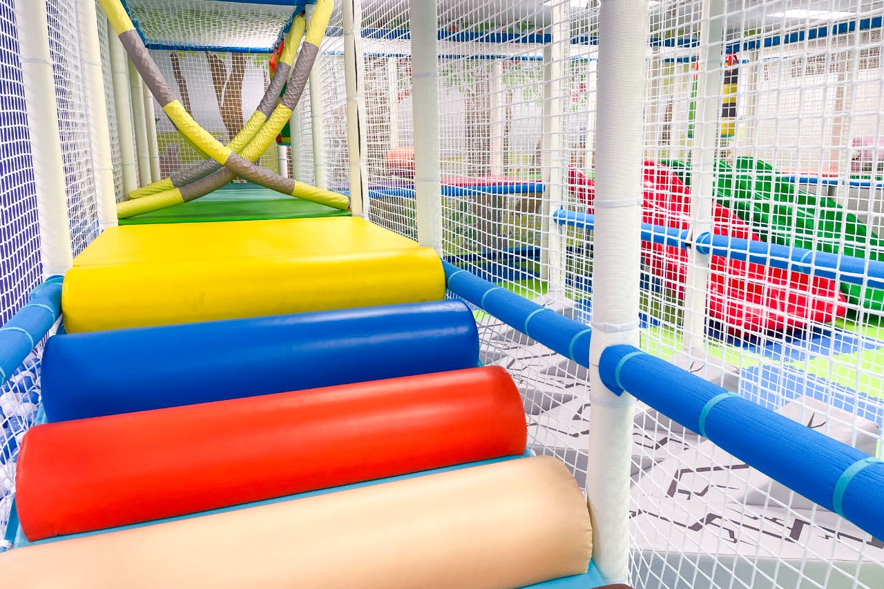 【休日・100円OFF】こども3時間遊び放題 キッズランドUS 茨城笠間店