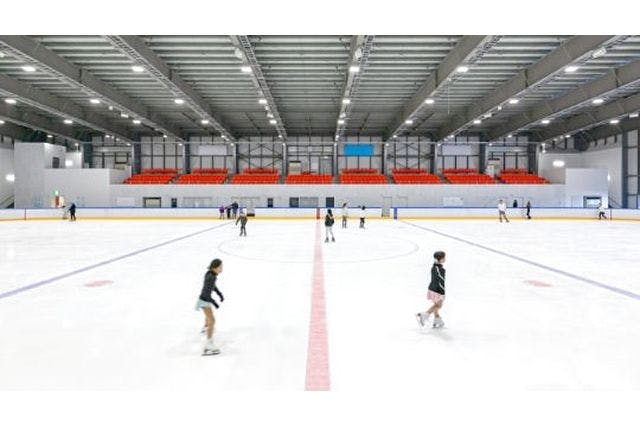 【大阪・関西空港から電車で15分】関空アイスアリーナ・1日滑走券