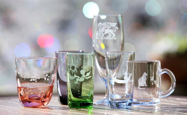 体験】サンドブラスト体験（入館券は含まれておりません）｜アソビュー！