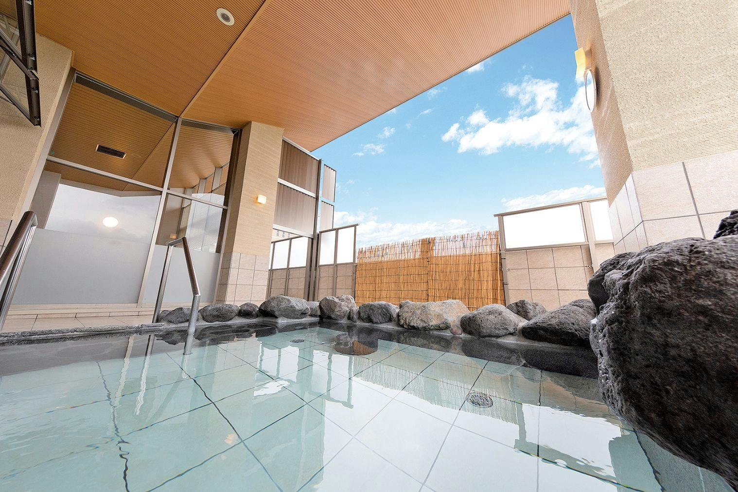 【平日限定・最大25％OFF！】名水はだの富士見の湯 お得な入館プラン