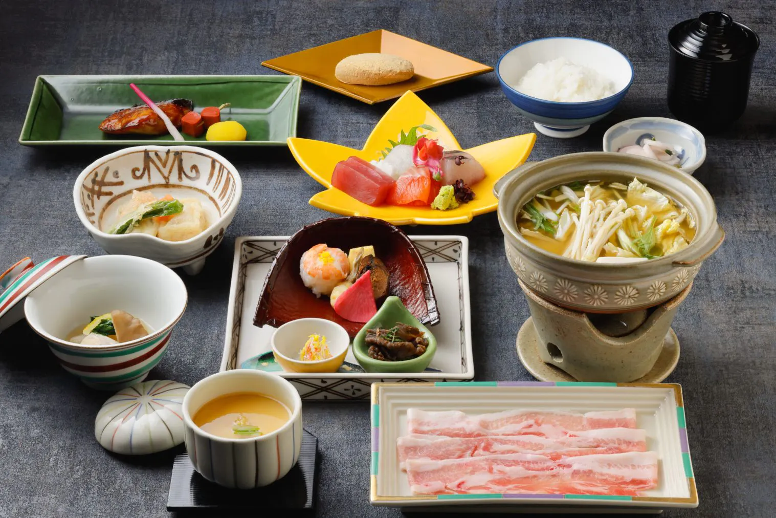 【琵琶湖ホテル（日本料理 おおみ）】ディナーコース 会席料理「恩湖知新」