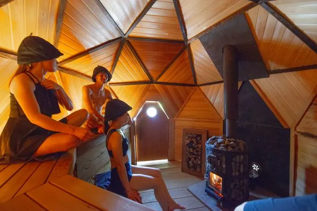 軽井沢【貸切・森のサウナ120分】 デートやグループで。手ぶらOK