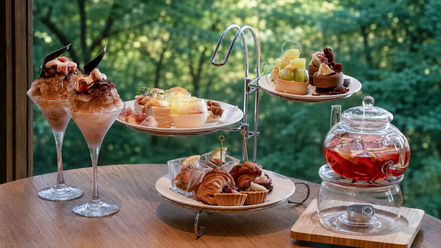 【六甲山サイレスリゾート】＜ウェルカムドリンク付き＞季節のアフターヌーンティ