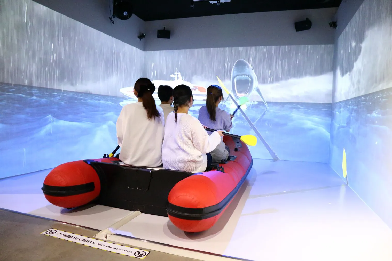 【海老名・120分遊び放題】仲間で楽しめる夢中で体力発散！20種類以上のデジタルスポーツ体験チケット