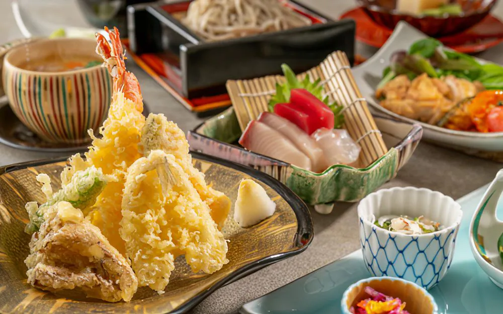 【アートホテル鹿島セントラル（日本料理 槙）】花会席