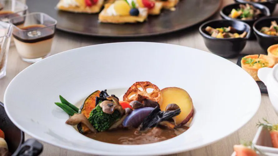 【鎌倉プリンス（レストラン ル・トリアノン）】～12/18 ハーフブッフェ ランチ（カレー）