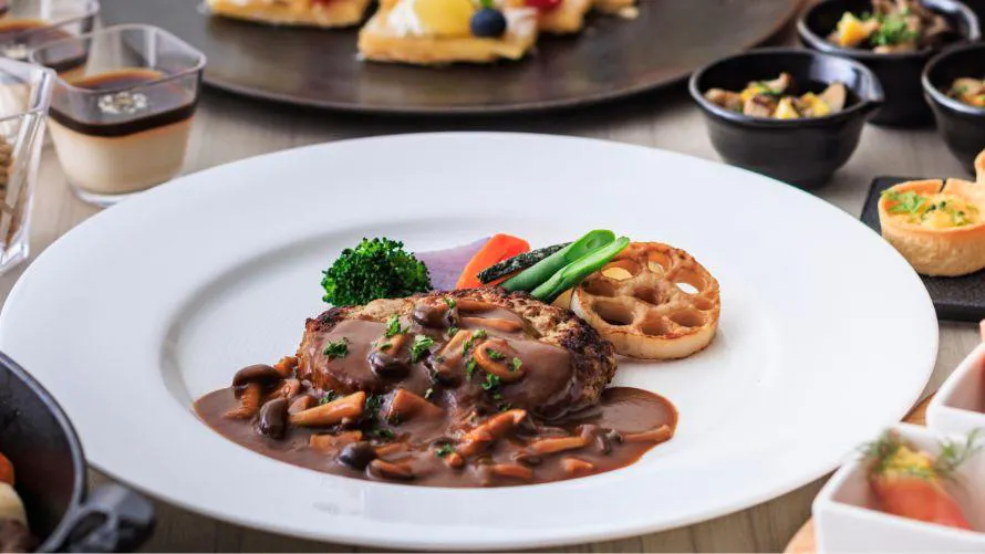 【鎌倉プリンス（レストラン ル・トリアノン）】～12/18 ハーフブッフェ ランチ（ハンバーグ）
