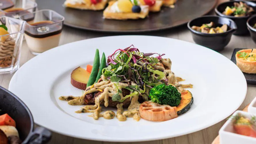【鎌倉プリンス（レストラン ル・トリアノン）】～12/18 ハーフブッフェ ランチ（お肉）