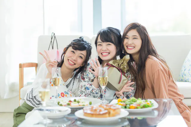 女友達への誕生日プレゼントの選び方