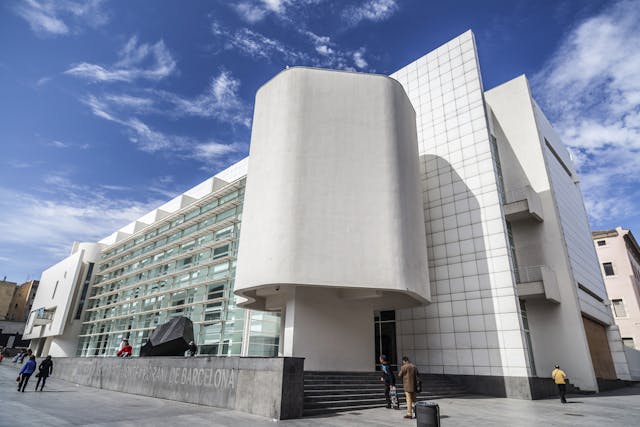 <バルセロナ・美術館>バルセロナ現代美術館（MACBA）・一般入場券の写真が表示されています