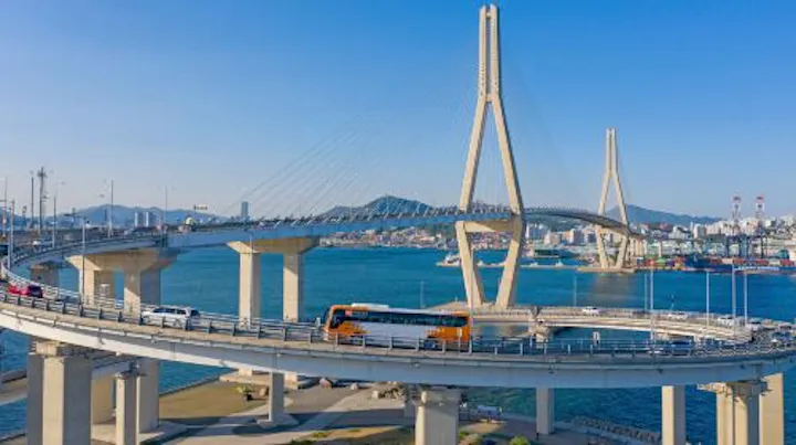 釜山1日観光ツアー（海雲台ブルーラインパーク・甘川文化村・チャガルチ市場など）【釜山・ガイドツアー】