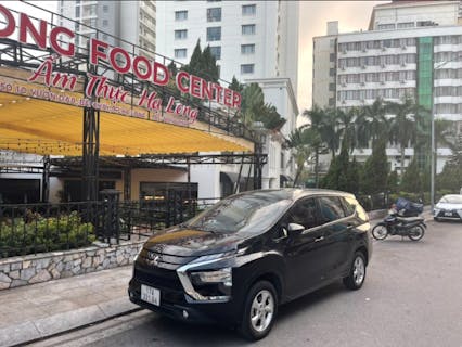 <ハノイ・空港送迎>【日中】ハノイ・ノイバイ空港からハノイ市内専用車送迎サービス（ピックアップタイム：午前5時～午後5時59分）の画像を表示しています