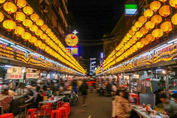 基隆廟口夜市の写真が表示されています