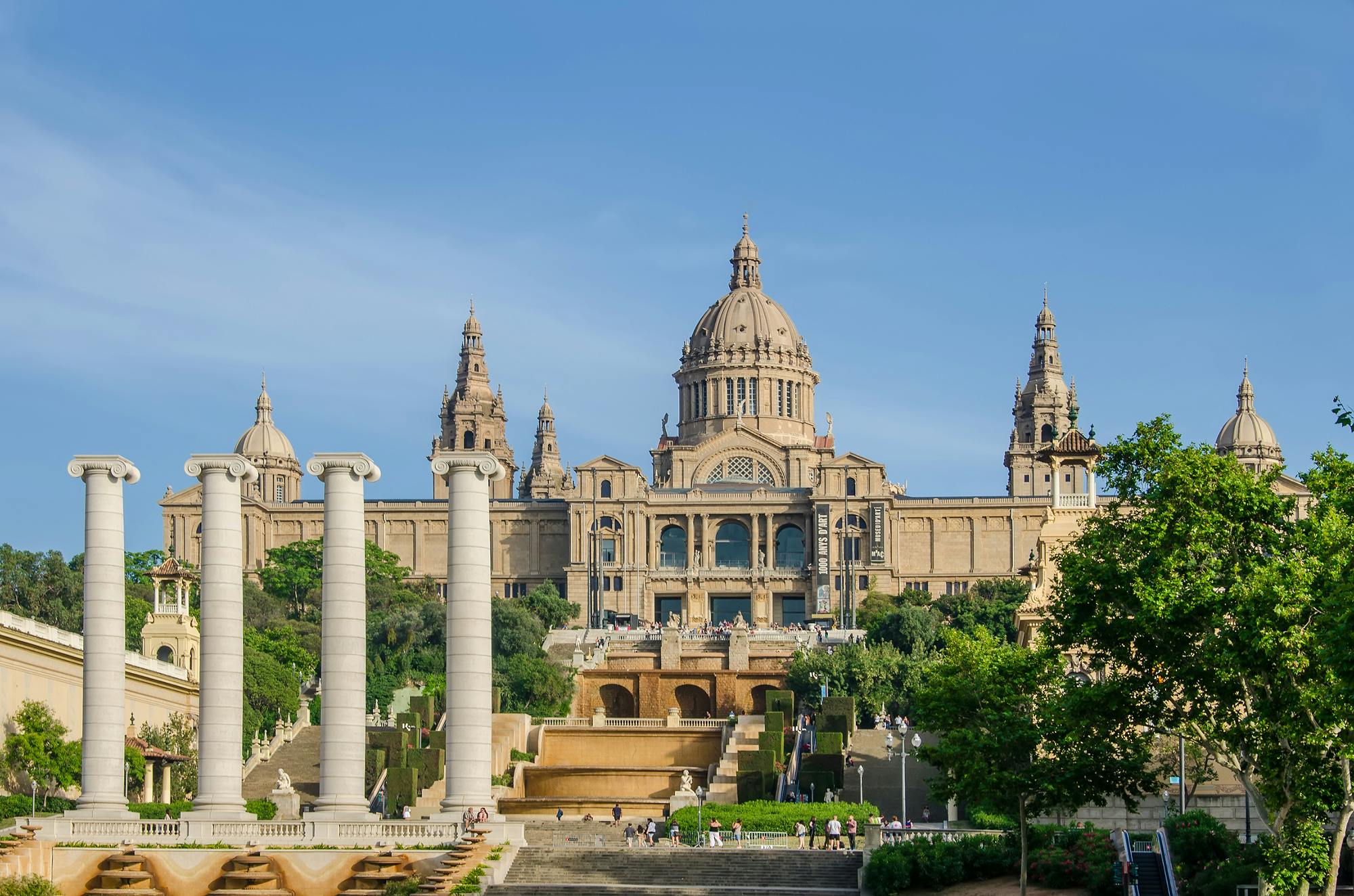 洋書◆カタルーニャ国立美術館の中世の宝物写真集 本 工芸品 スペイン 洋書◇カタルーニャ国立美術館の中世の宝物写真集 本 工芸品