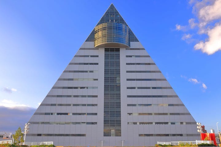 青森県観光物産館アスパム