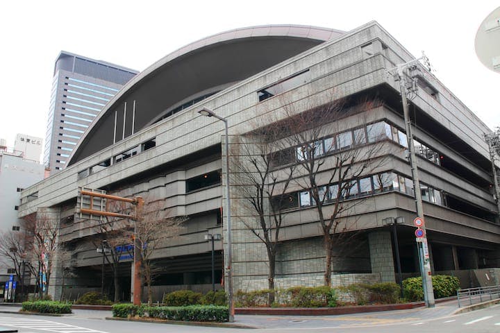 エディオンアリーナ大阪（大阪府立体育館）