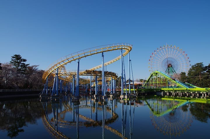 華蔵寺公園遊園地