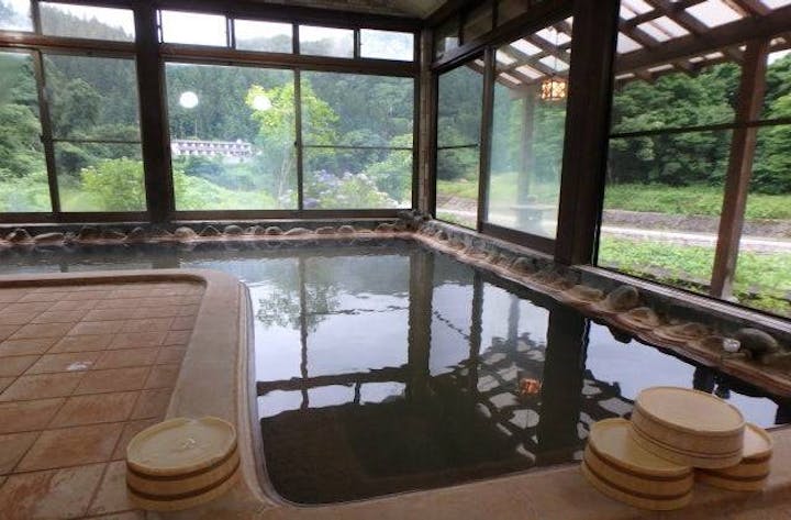 宮下温泉　栄光舘