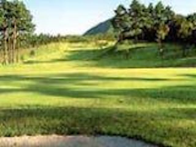 高山ゴルフ倶楽部