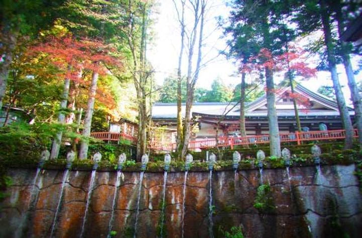 大岩山日石寺十二支滝