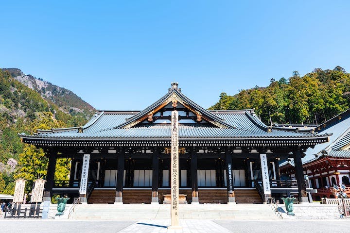 身延山久遠寺
