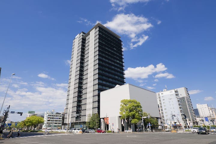 ヤマザキマザック美術館