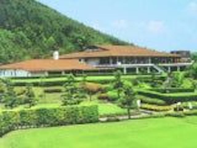 明智ゴルフ倶楽部賑済寺ゴルフ場