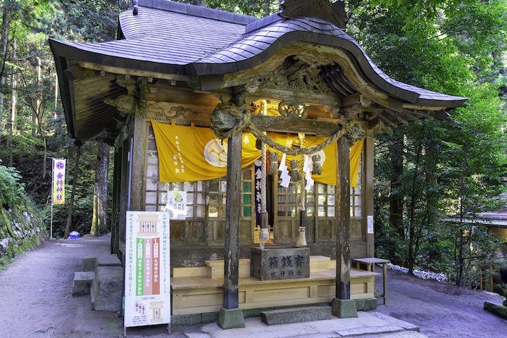 金持神社