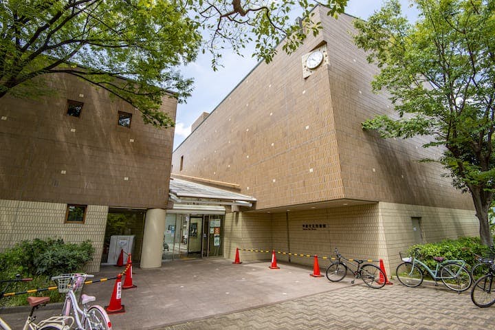 芦屋市立図書館