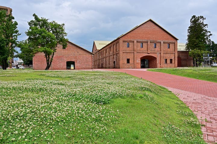 弘前れんが倉庫美術館