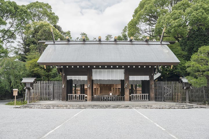 伊勢山皇大神宮