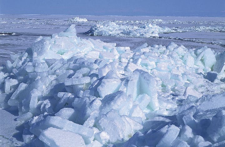 オホーツク海の流氷