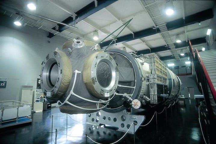 苫小牧市科学センターミール展示館